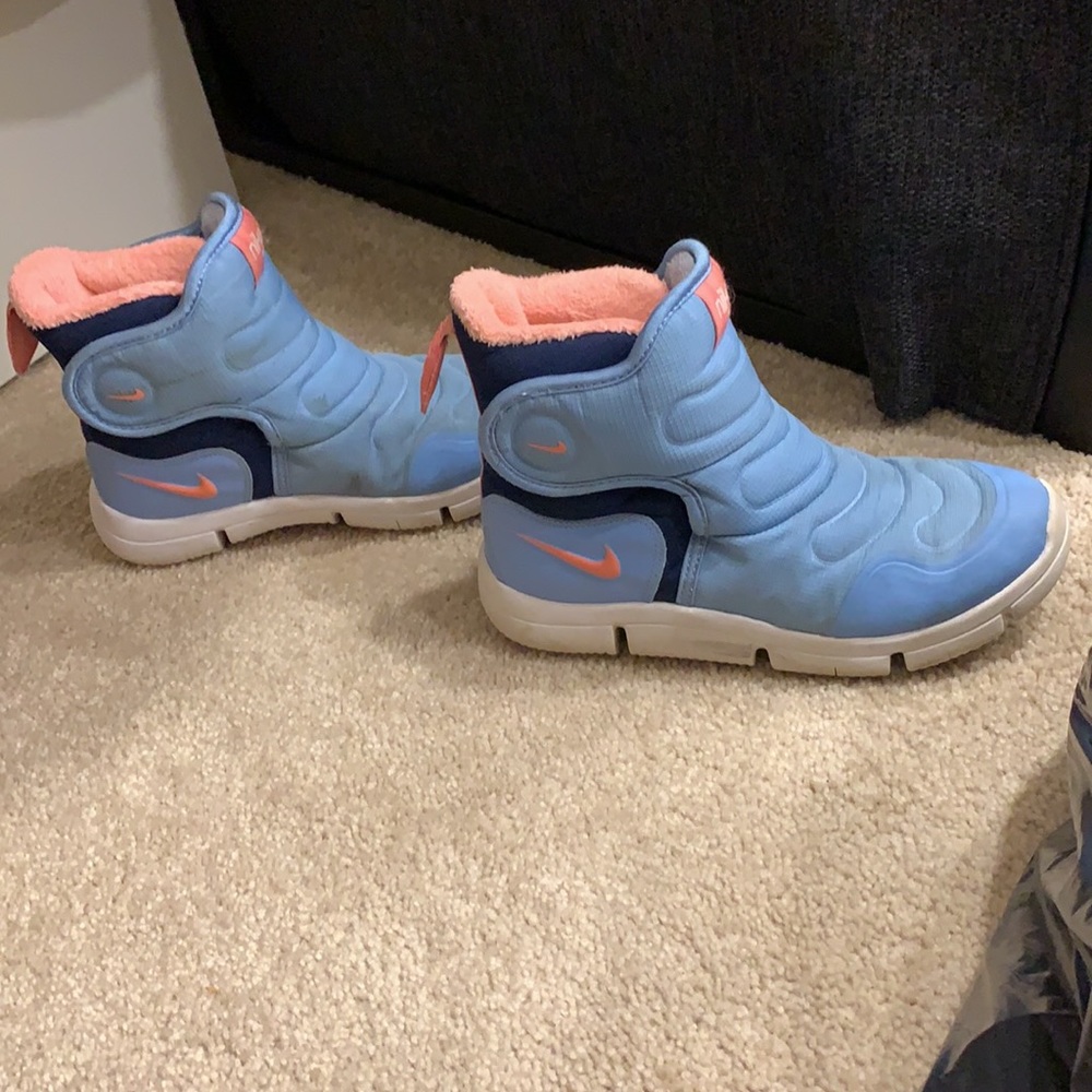 Nike novice 2.5
